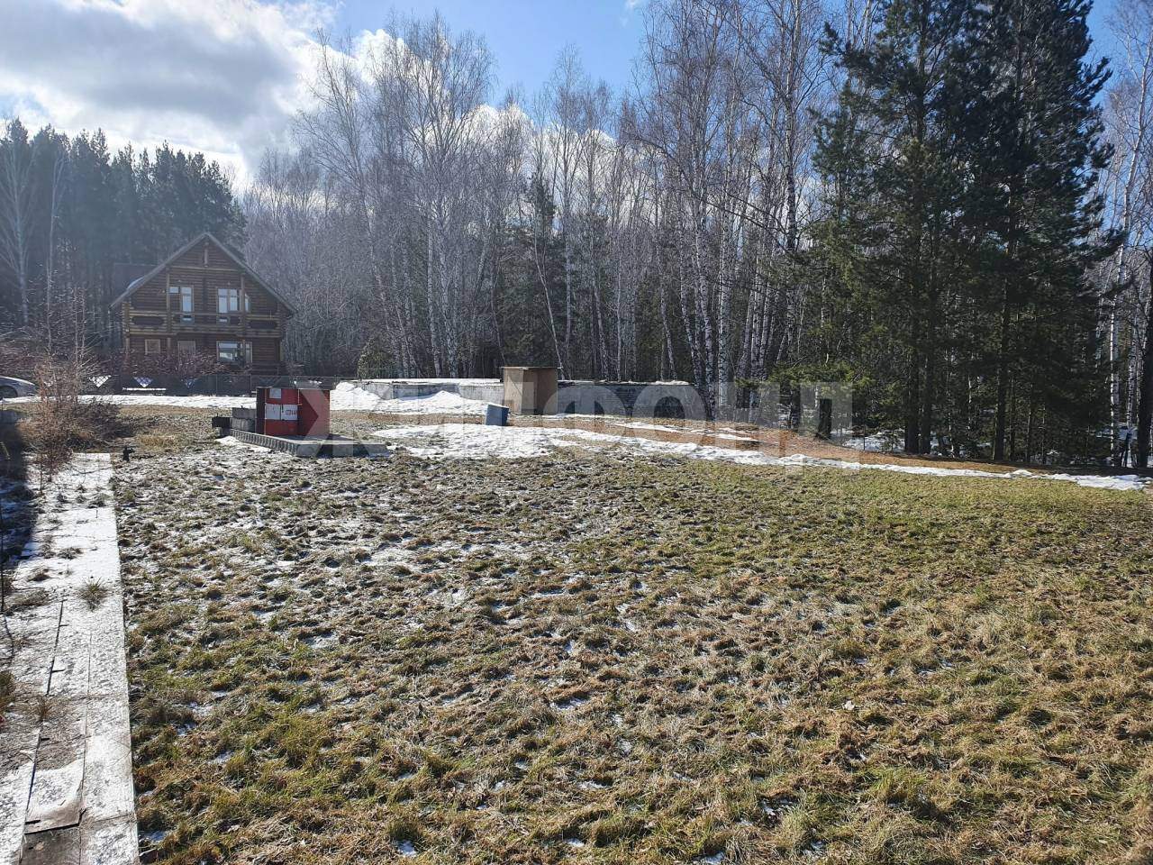 Продам земельный участок 2850 м.кв.