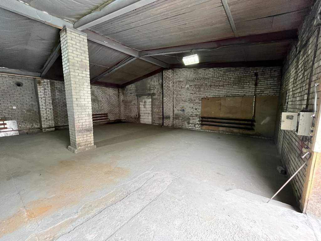 Сдам в аренду склад 227 м.кв.