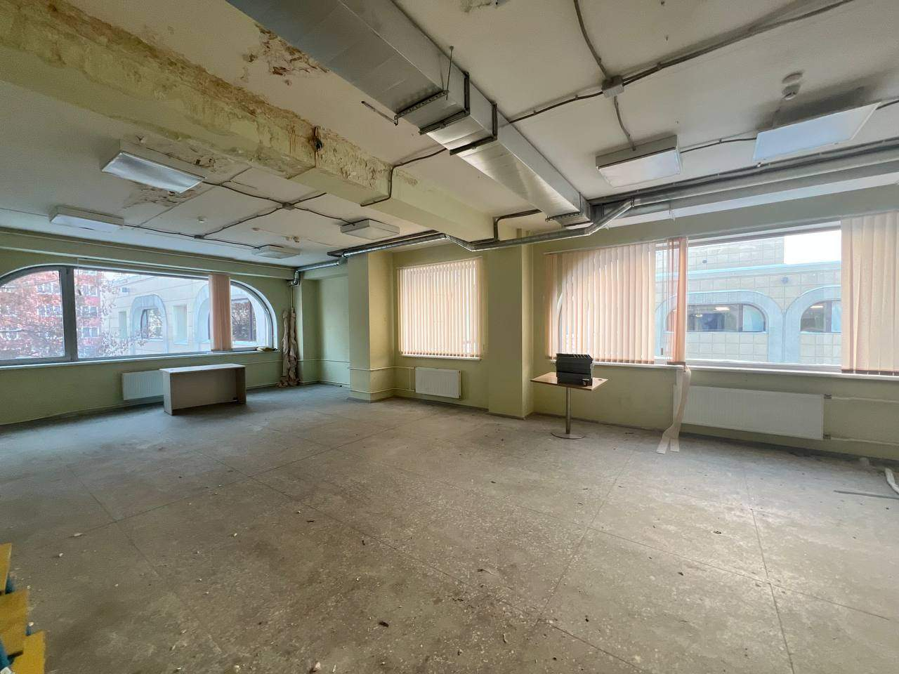 Сдам в аренду офис 379.2 м.кв.