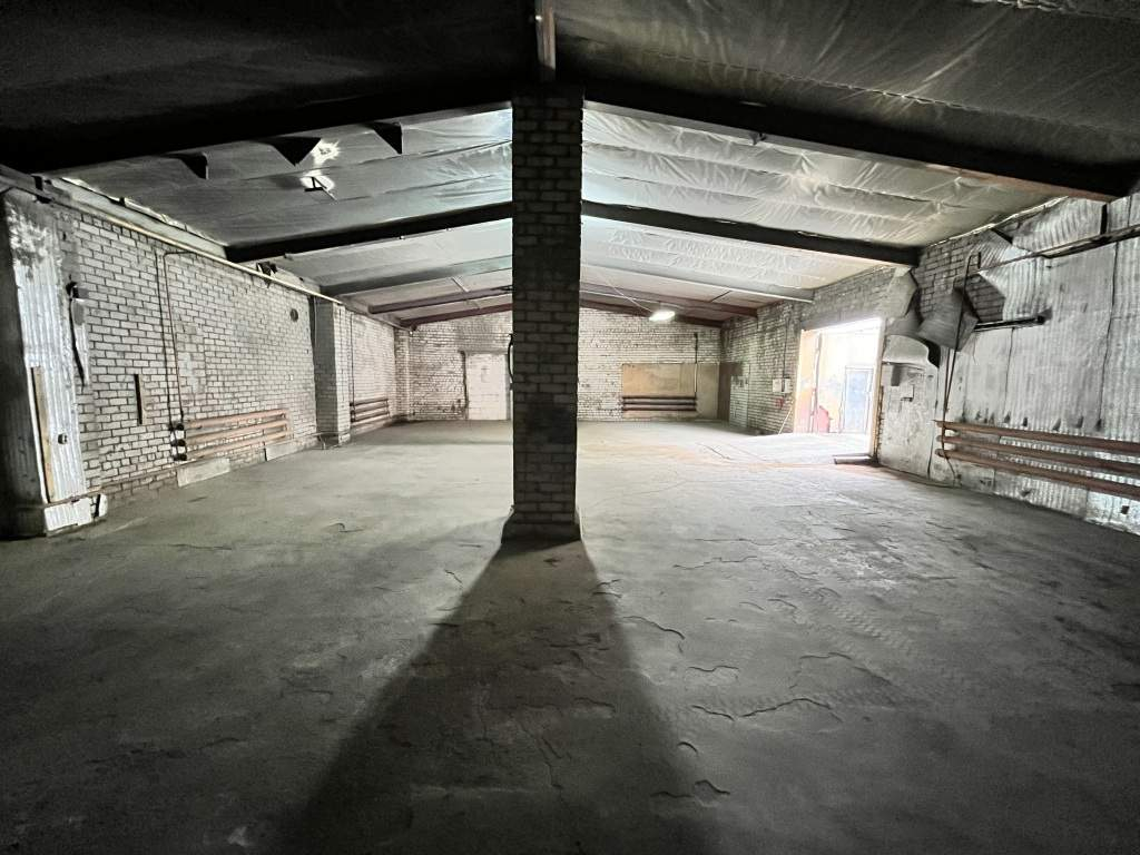 Сдам в аренду склад 227 м.кв.