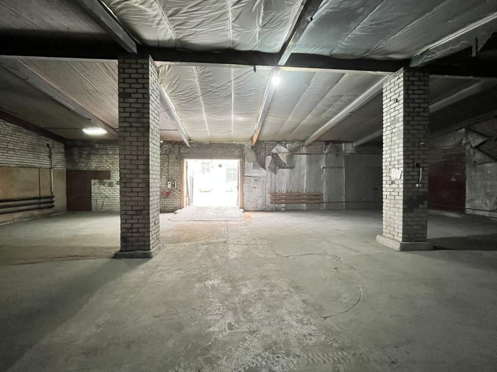 Сдам в аренду склад 227 м.кв.