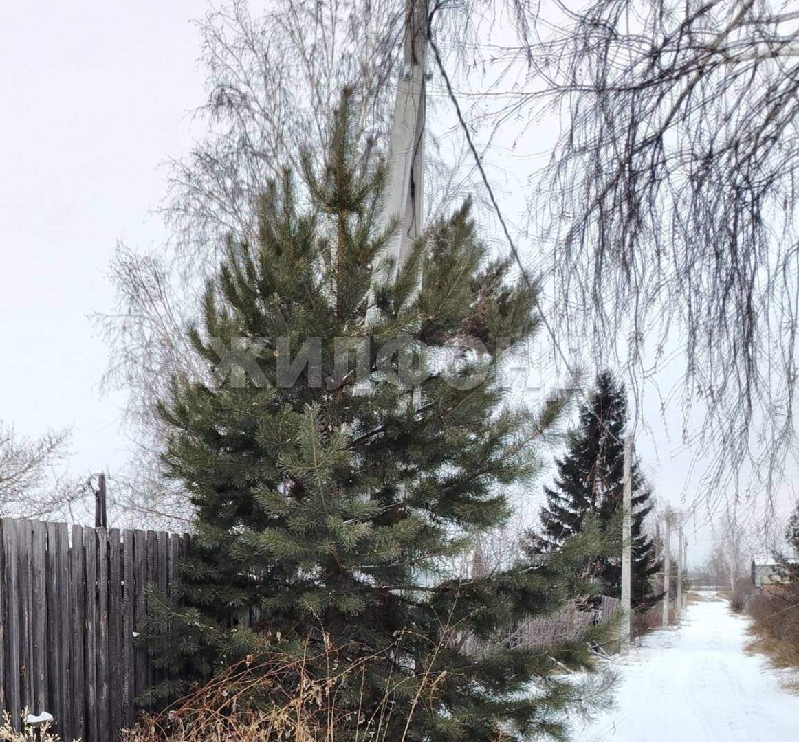 Продам земельный участок 600 м.кв.