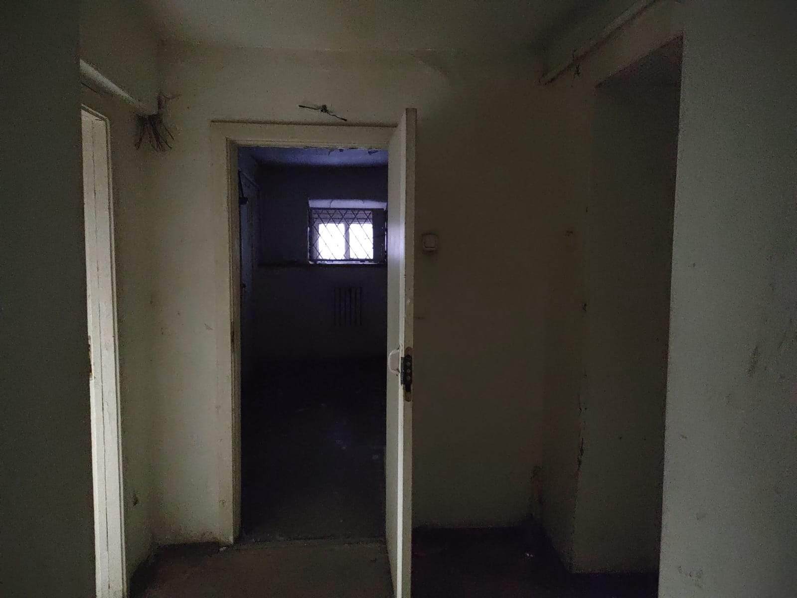 Продам офис 8.9 м.кв.