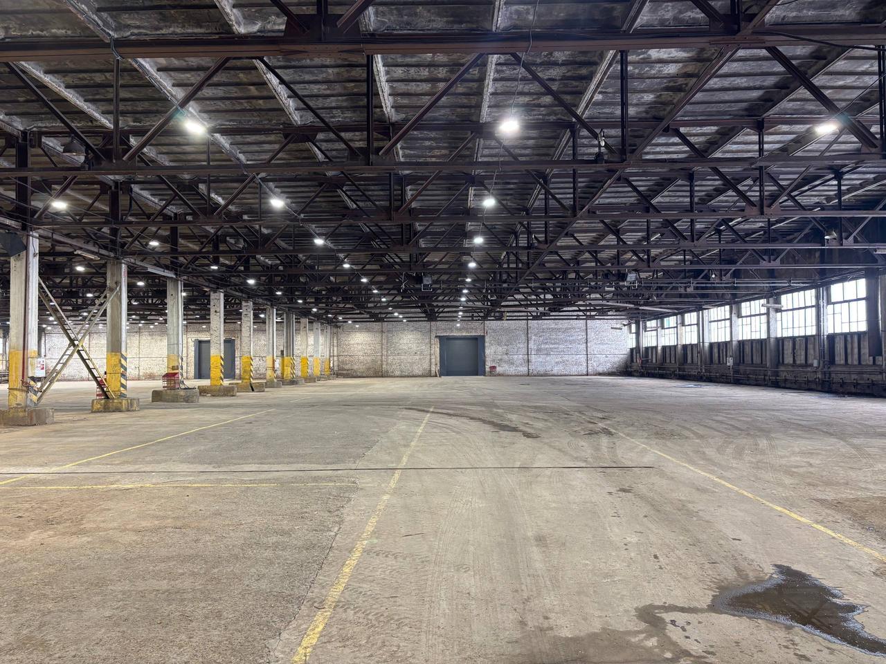 Сдам в аренду склад 6050 м.кв.