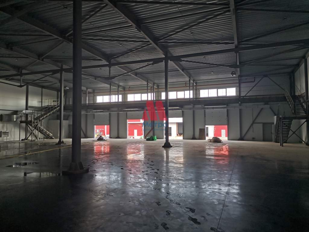 Сдам в аренду склад 1500 м.кв.