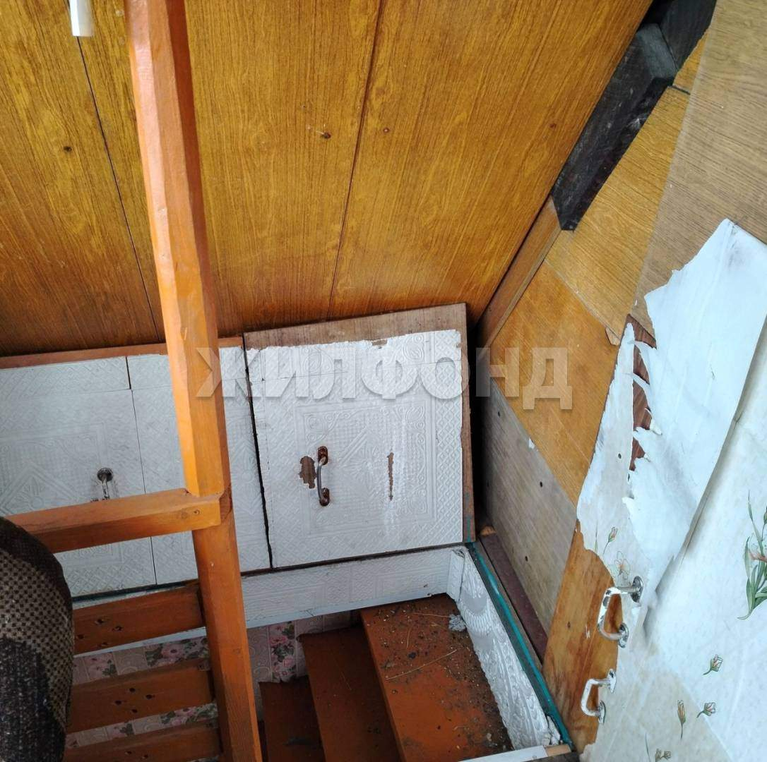 Продам земельный участок 600 м.кв.