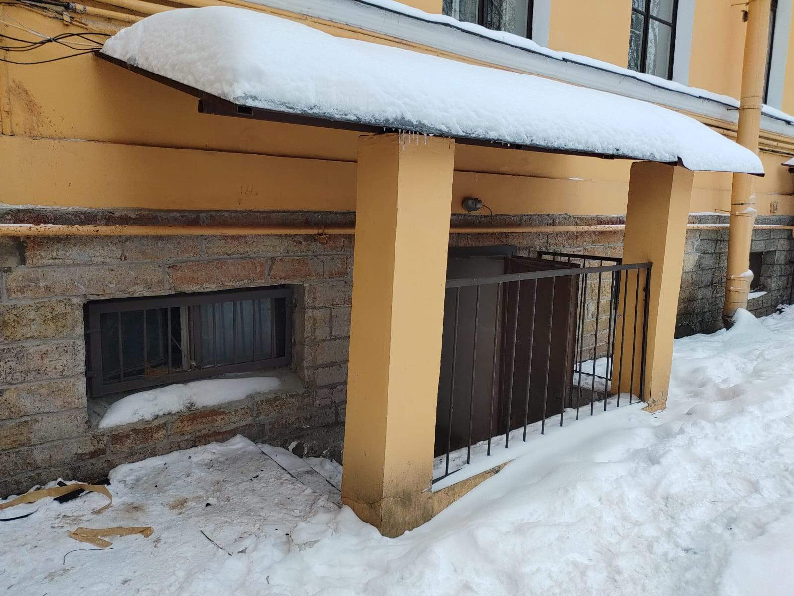 Продам офис 10.3 м.кв.