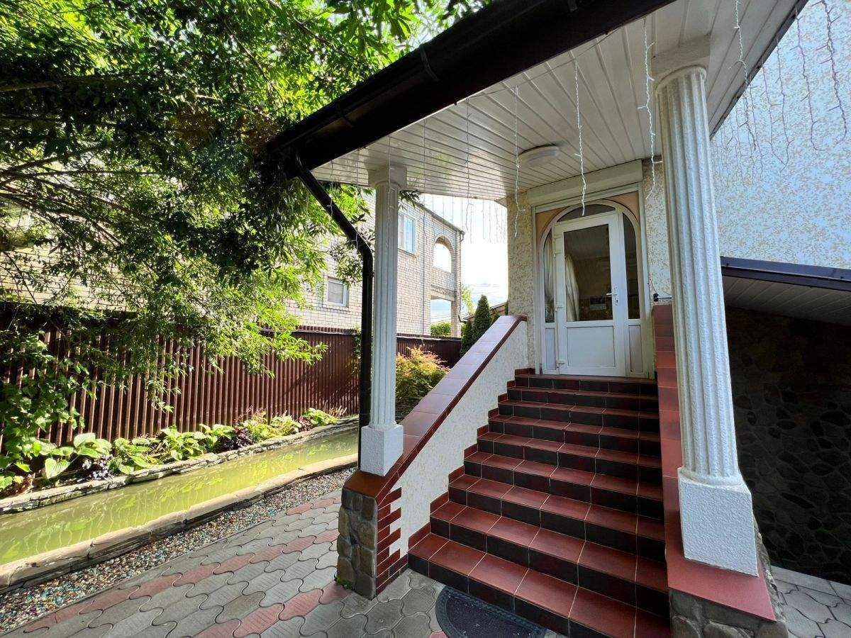 Дом на продажу в Краснодаре, им. Виктора Гришина улица, 34 фото №2