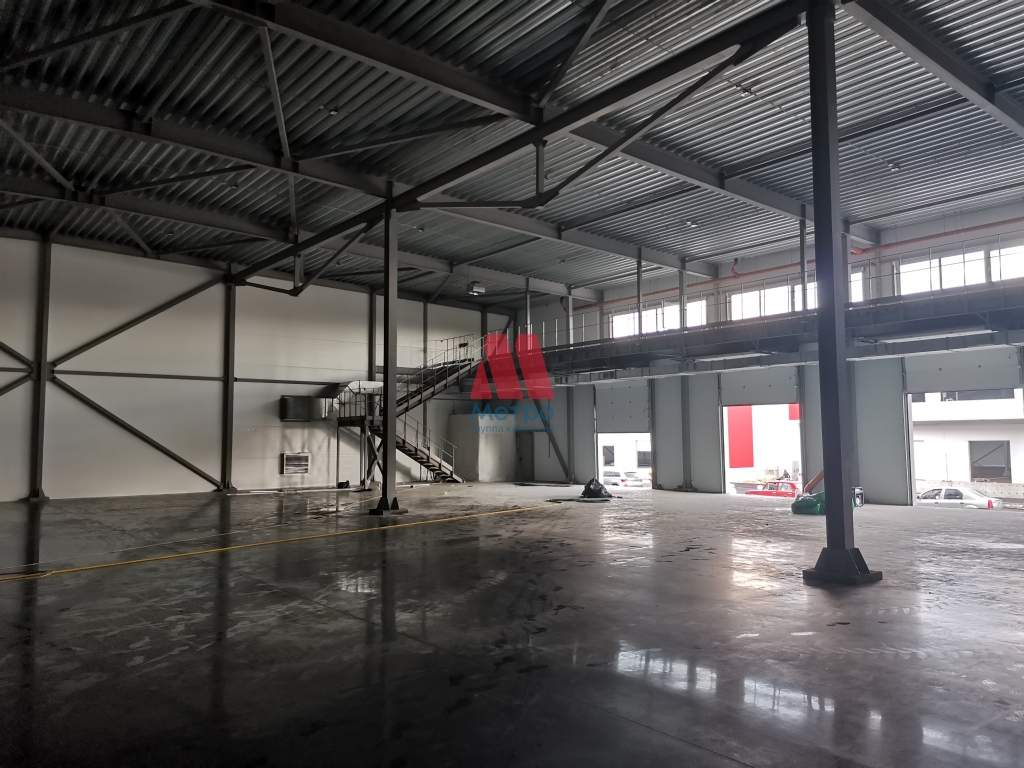 Сдам в аренду склад 1500 м.кв.