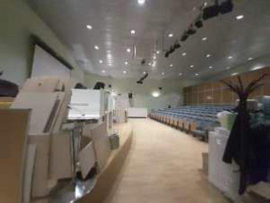 Продам магазин 7284.7 м.кв.