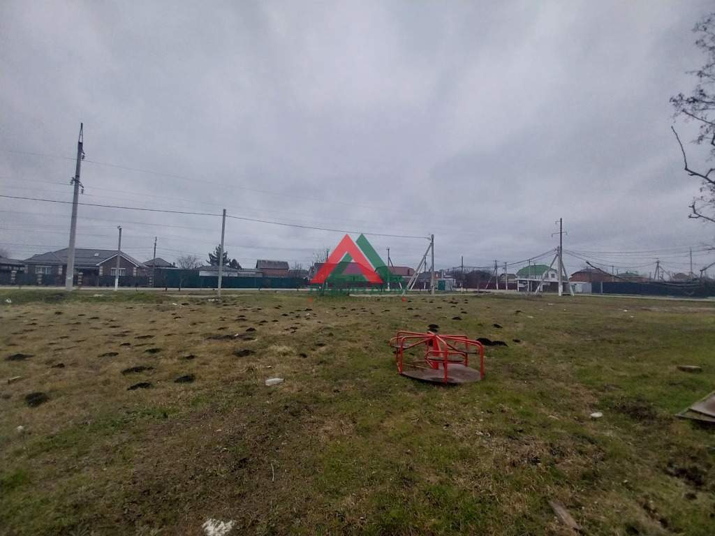 Продам земельный участок 500 м.кв.