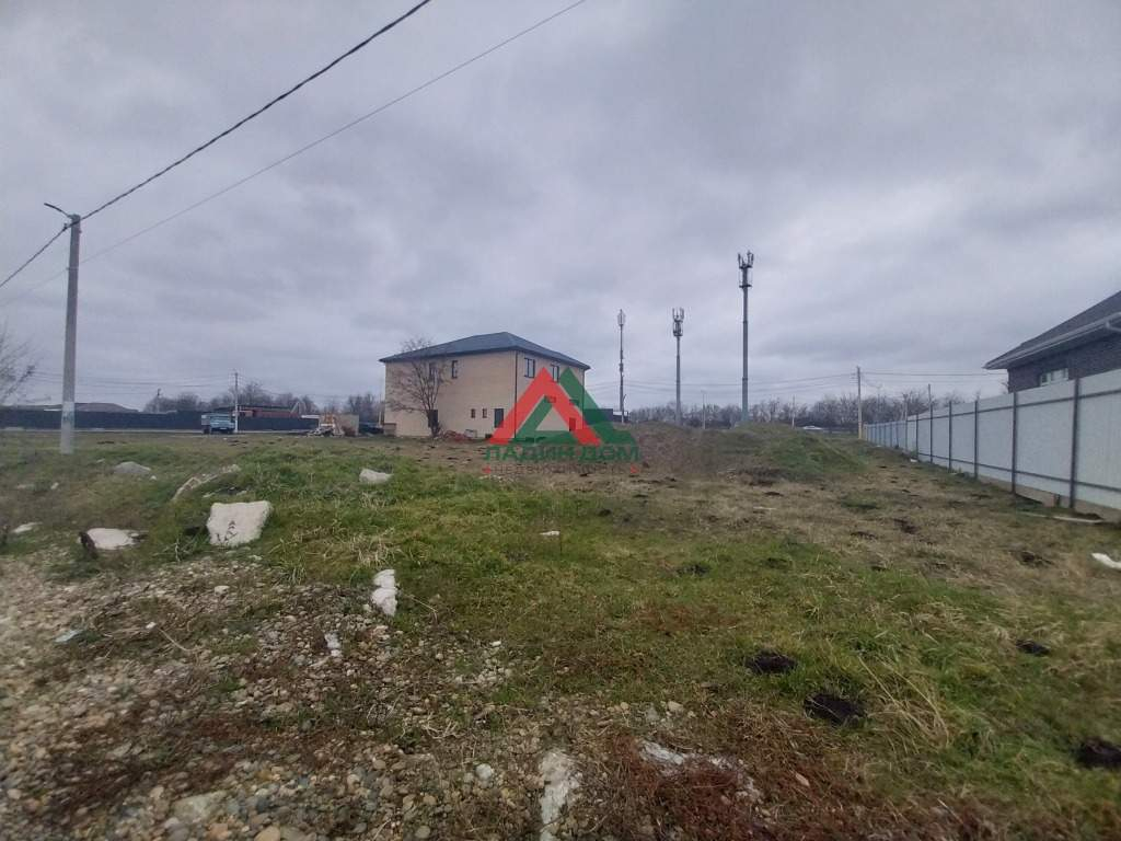 Продам земельный участок 500 м.кв.