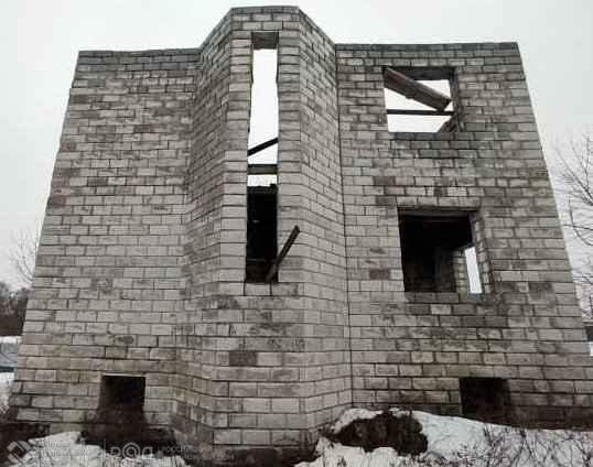 Продам земельный участок 1000 м.кв.