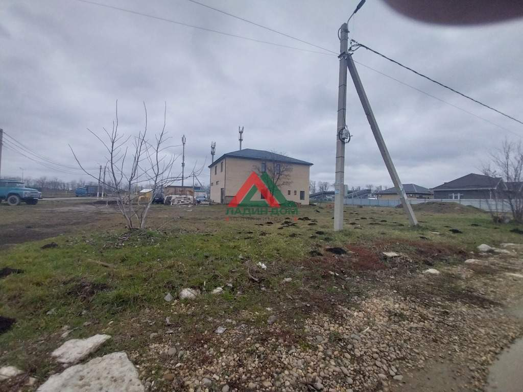 Продам земельный участок 500 м.кв.