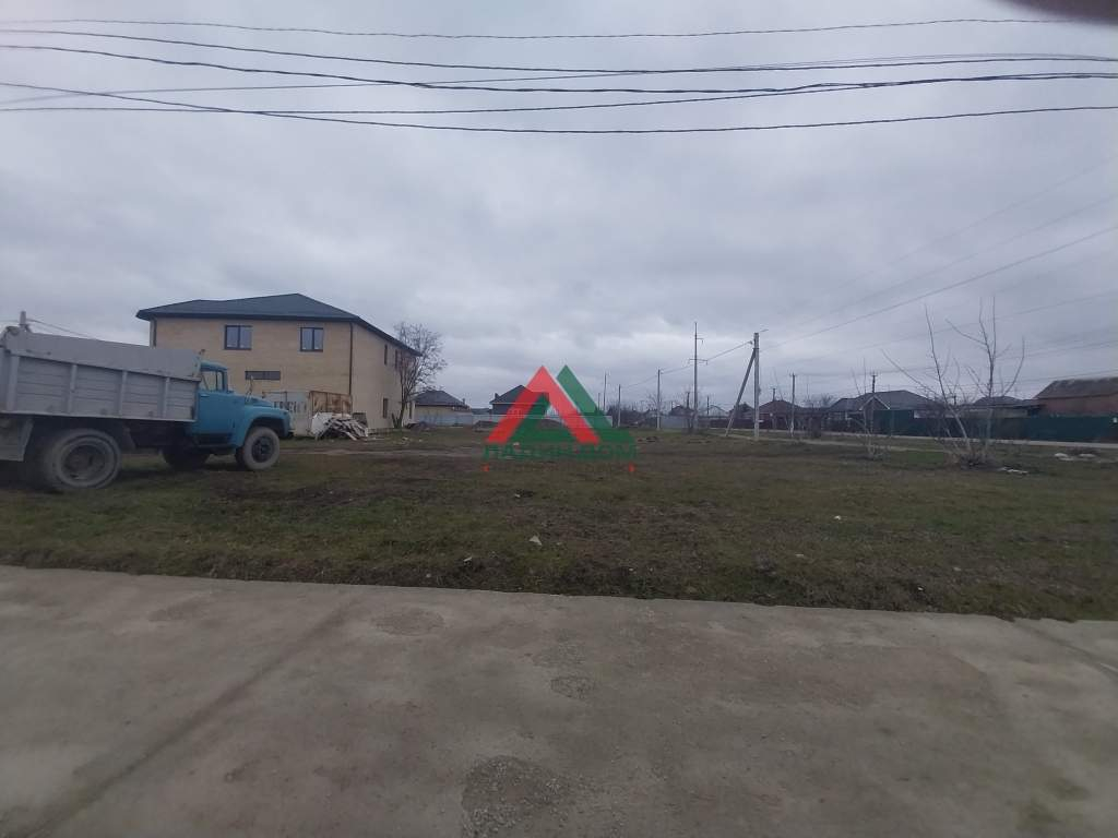 Продам земельный участок 500 м.кв.