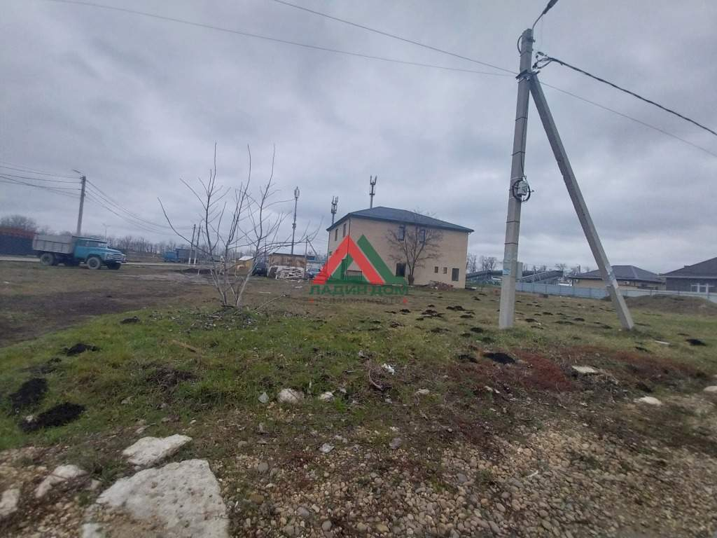 Продам земельный участок 500 м.кв.