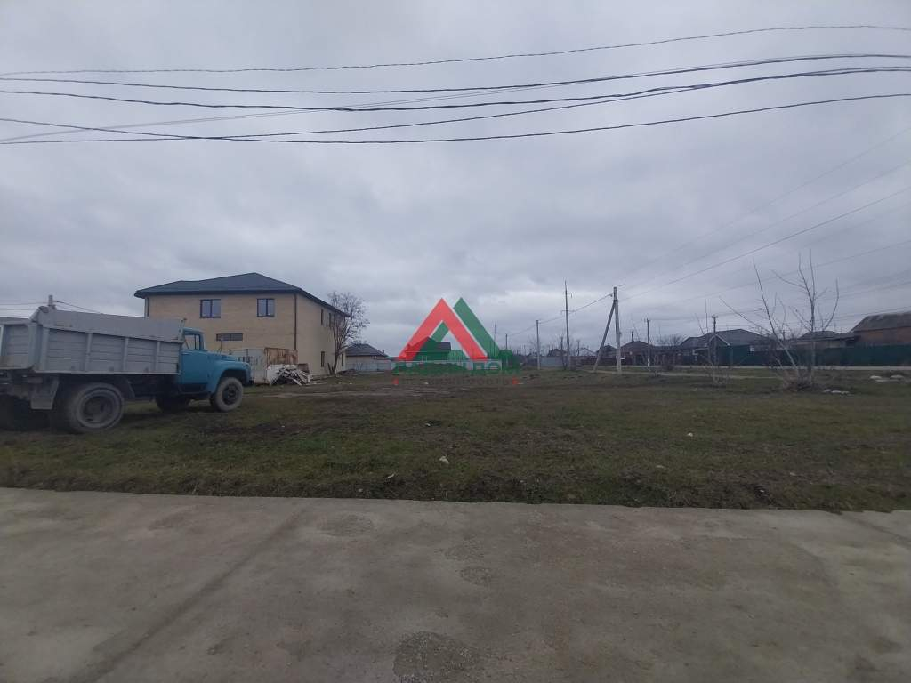 Продам земельный участок 500 м.кв.