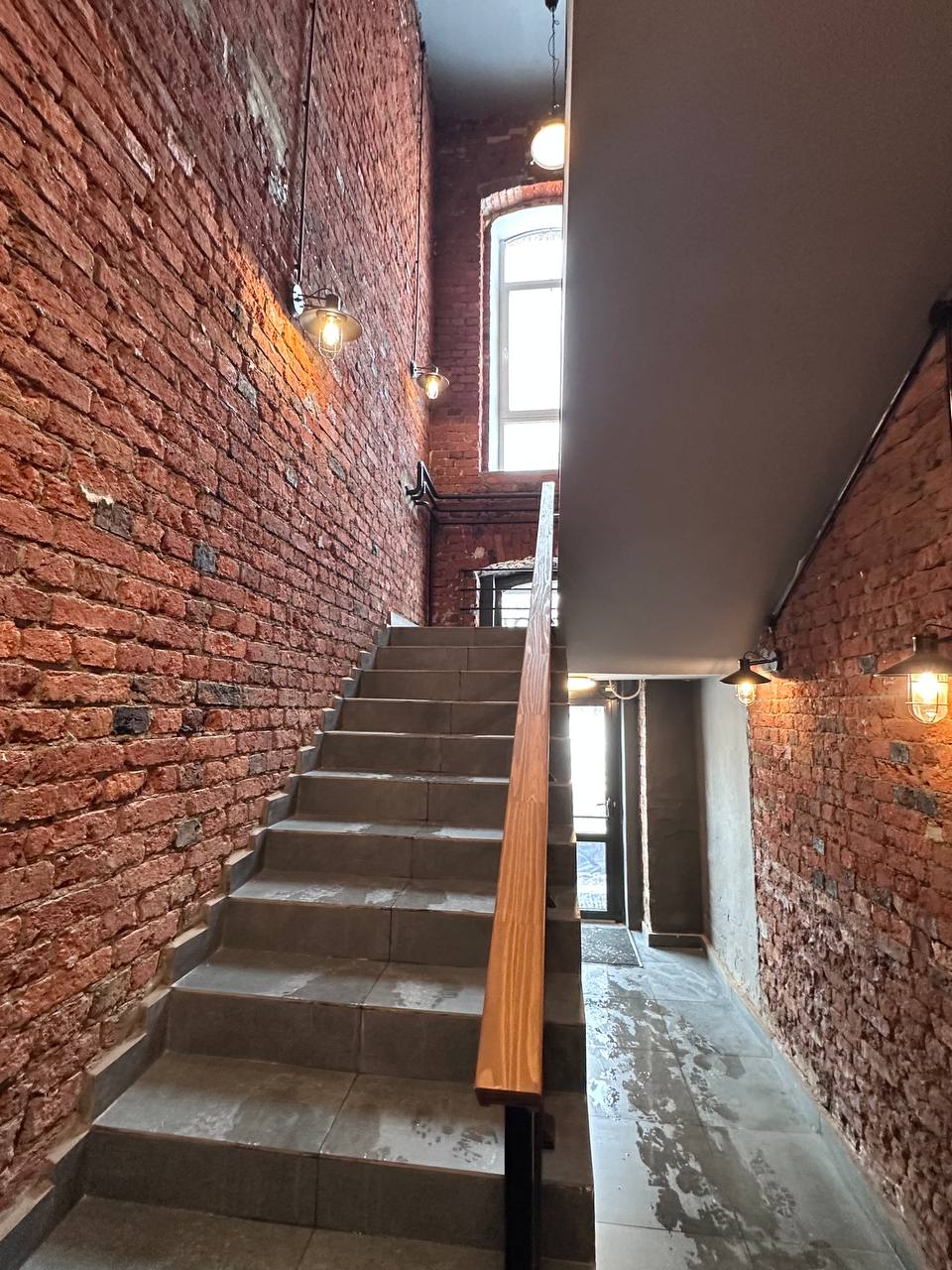 Продам помещение свободного назначения 11.1 м.кв.