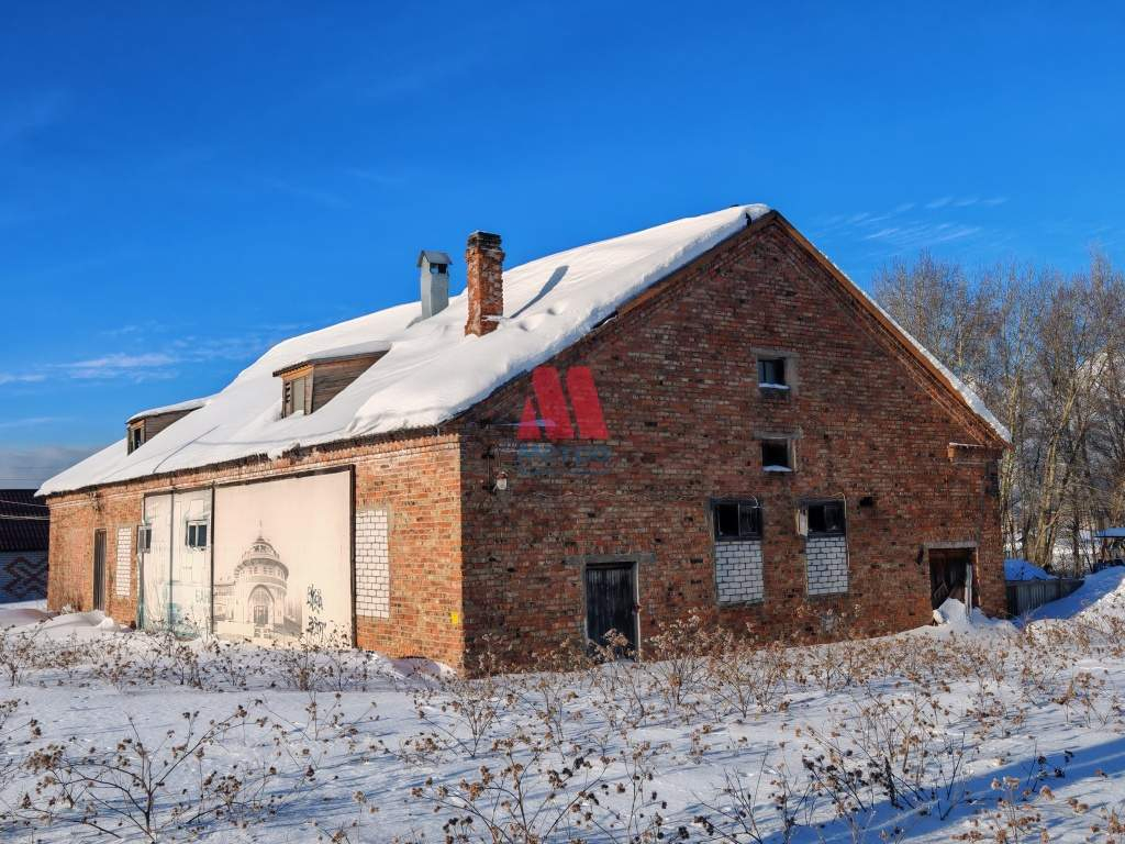 Продам торговое помещение 200 м.кв.