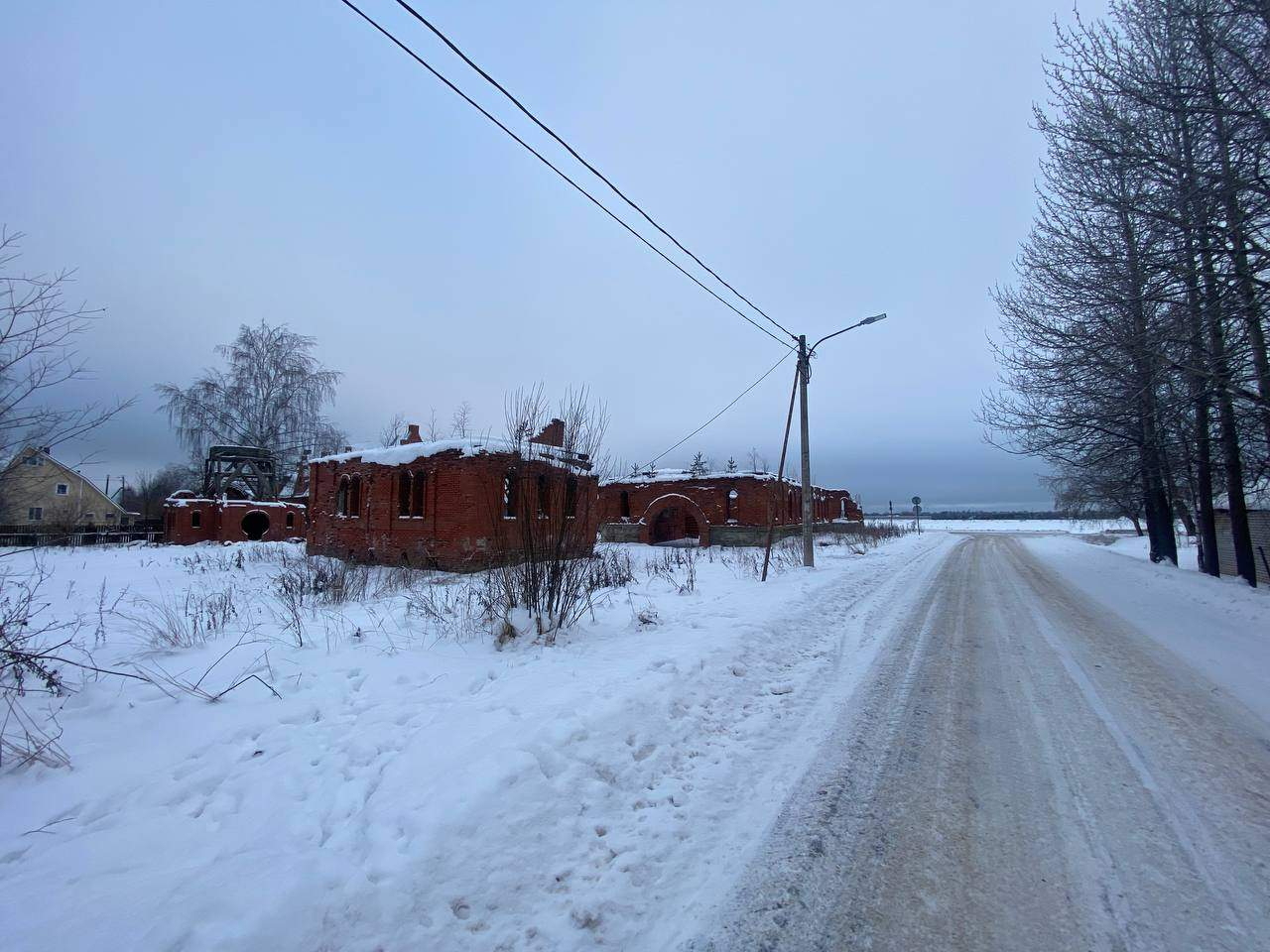 Продам земельный участок 2442 м.кв.