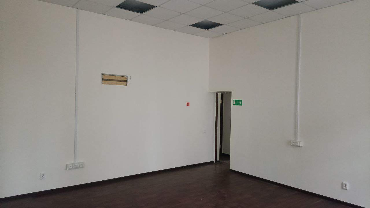 Продам офис 138.7 м.кв.