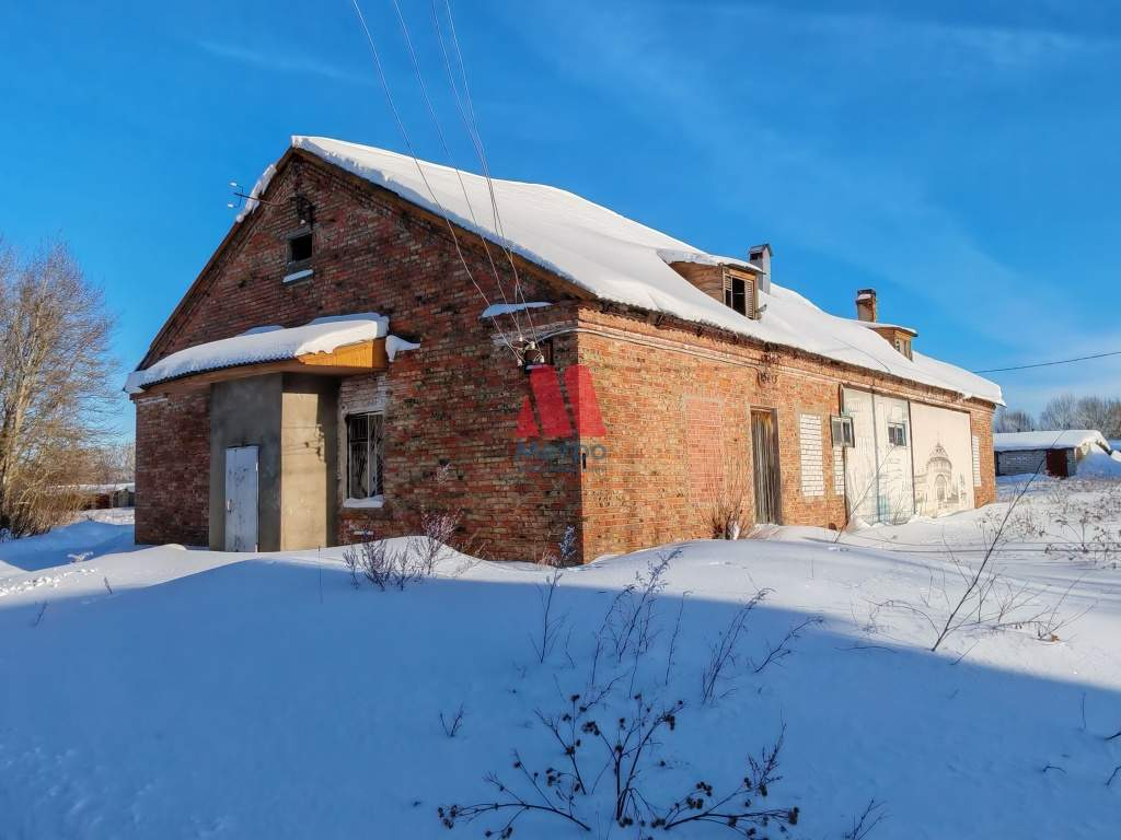 Продам торговое помещение 200 м.кв.