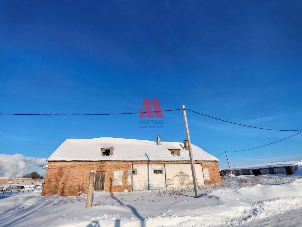 Продам торговое помещение 200 м.кв.