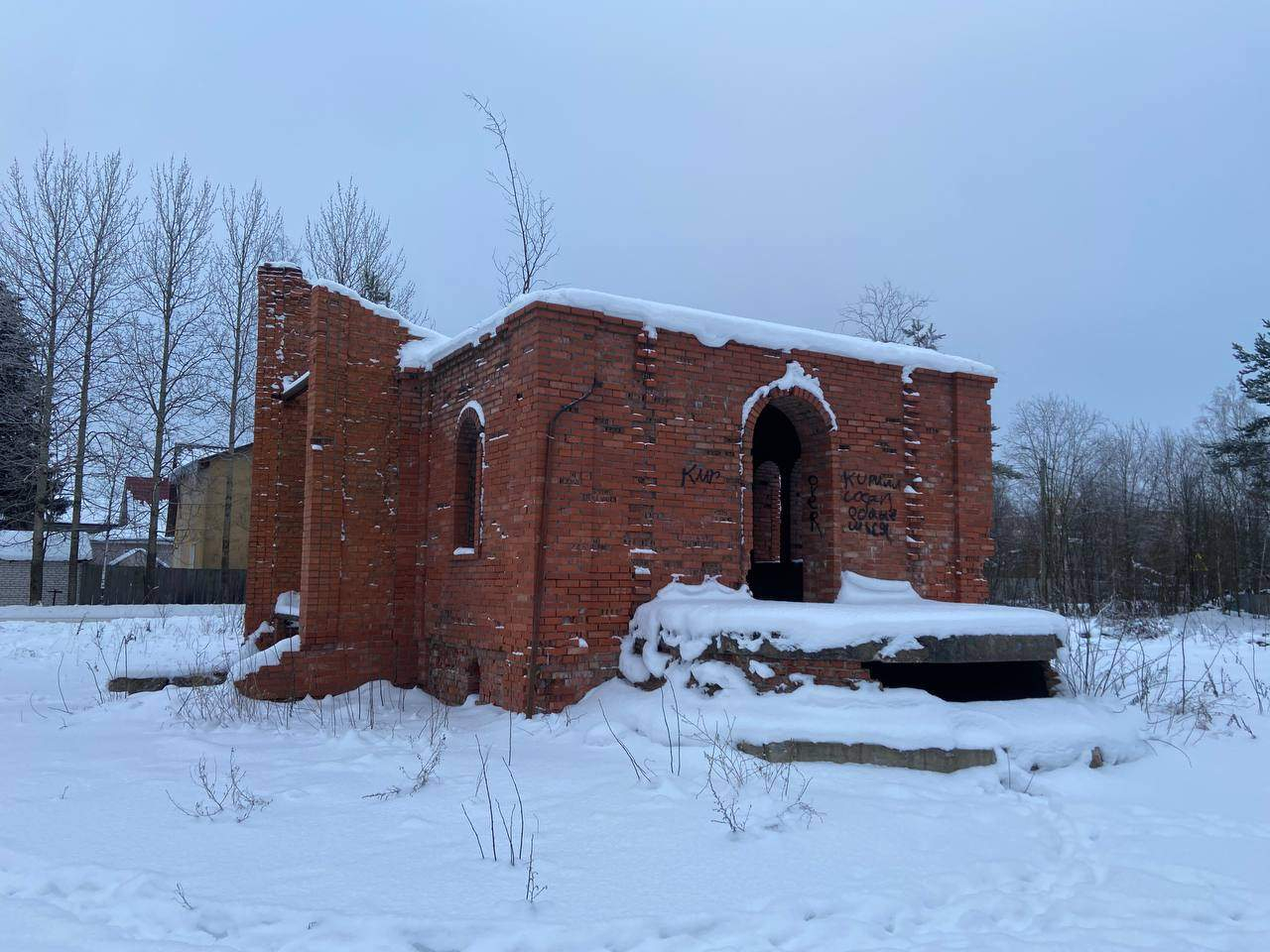 Продам земельный участок 2442 м.кв.