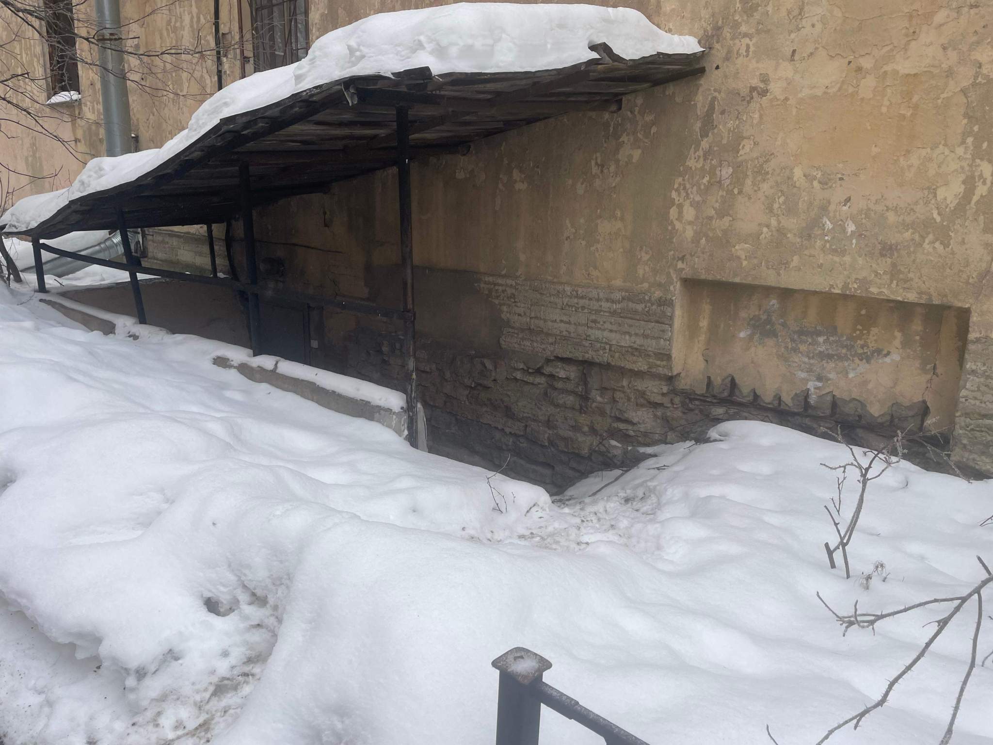 Продам офис 394.3 м.кв.