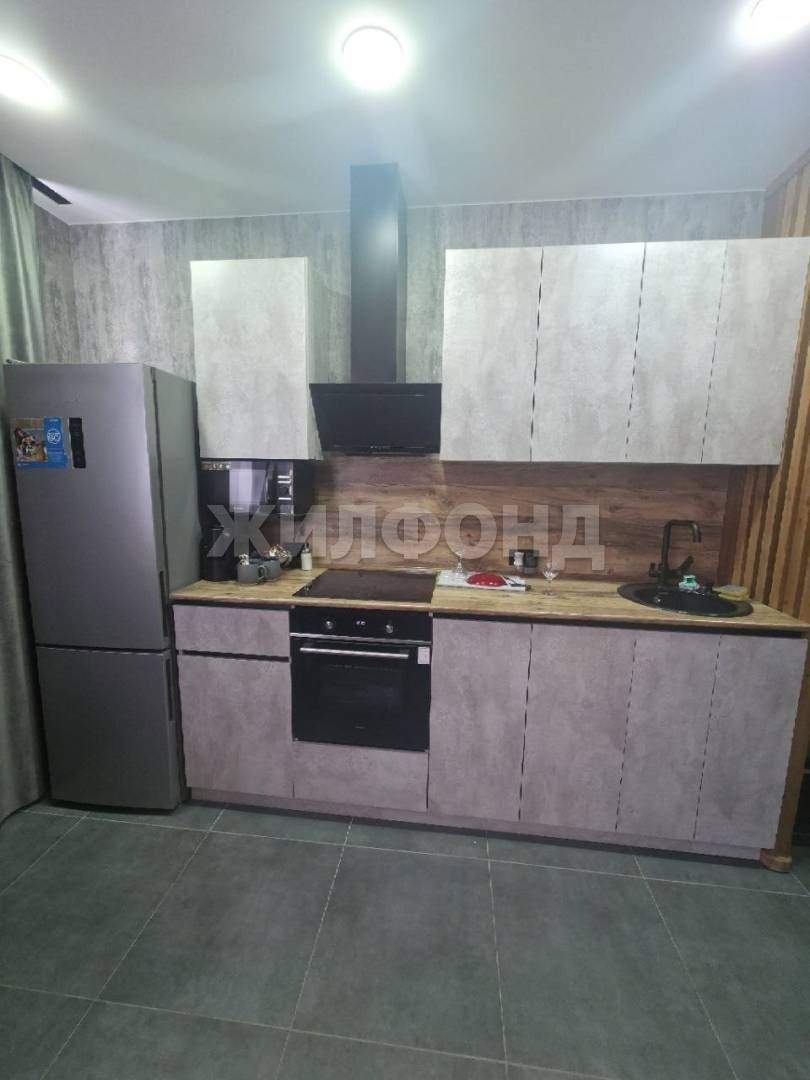 Квартира на продажу в Северске, Транспортная улица, 32 фото №2
