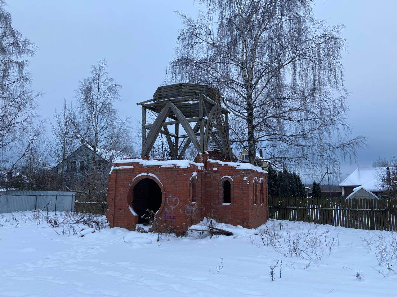 Продам земельный участок 2442 м.кв.