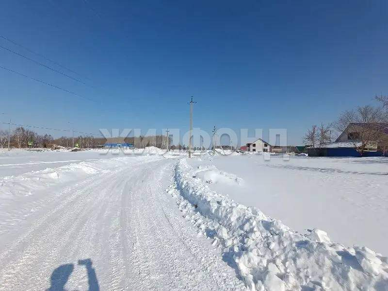 Продам земельный участок 2000 м.кв.