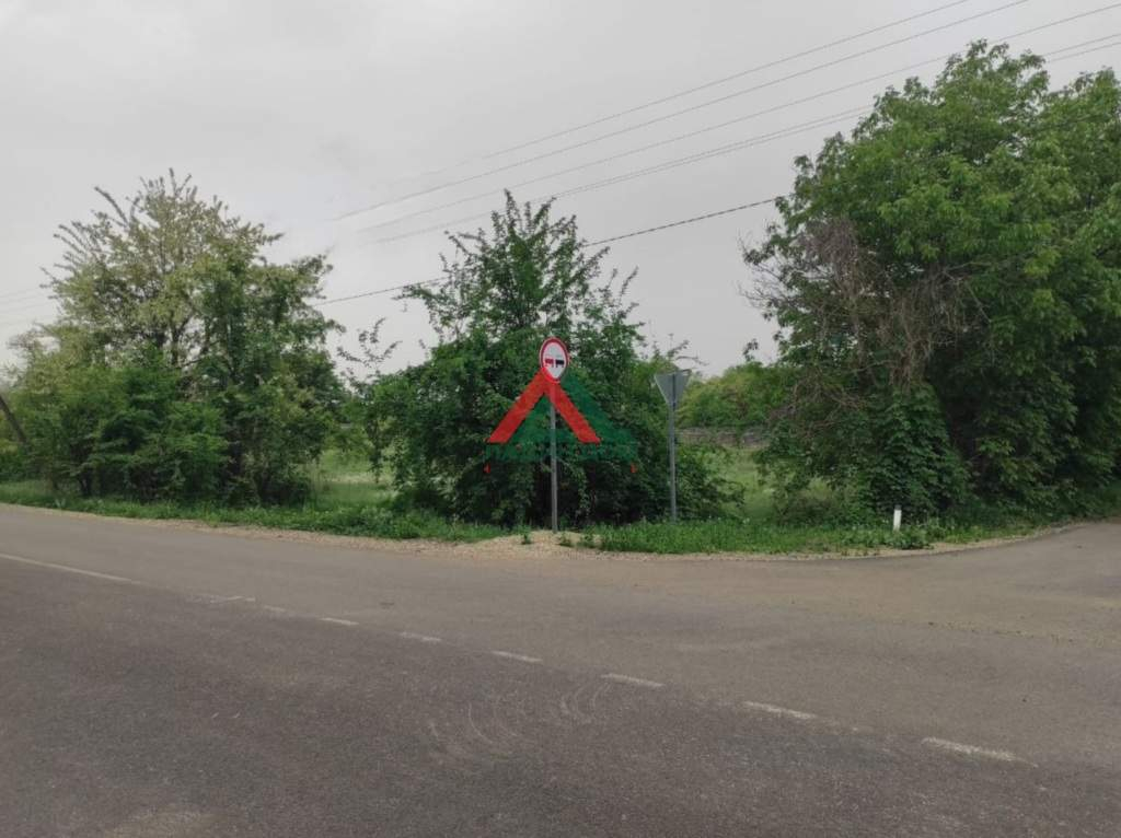 Продам земельный участок 1896 м.кв.