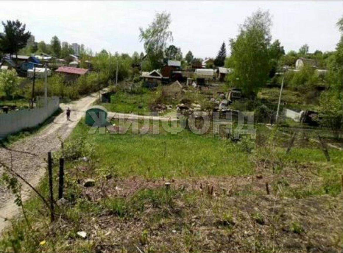 Продам земельный участок 384 м.кв.