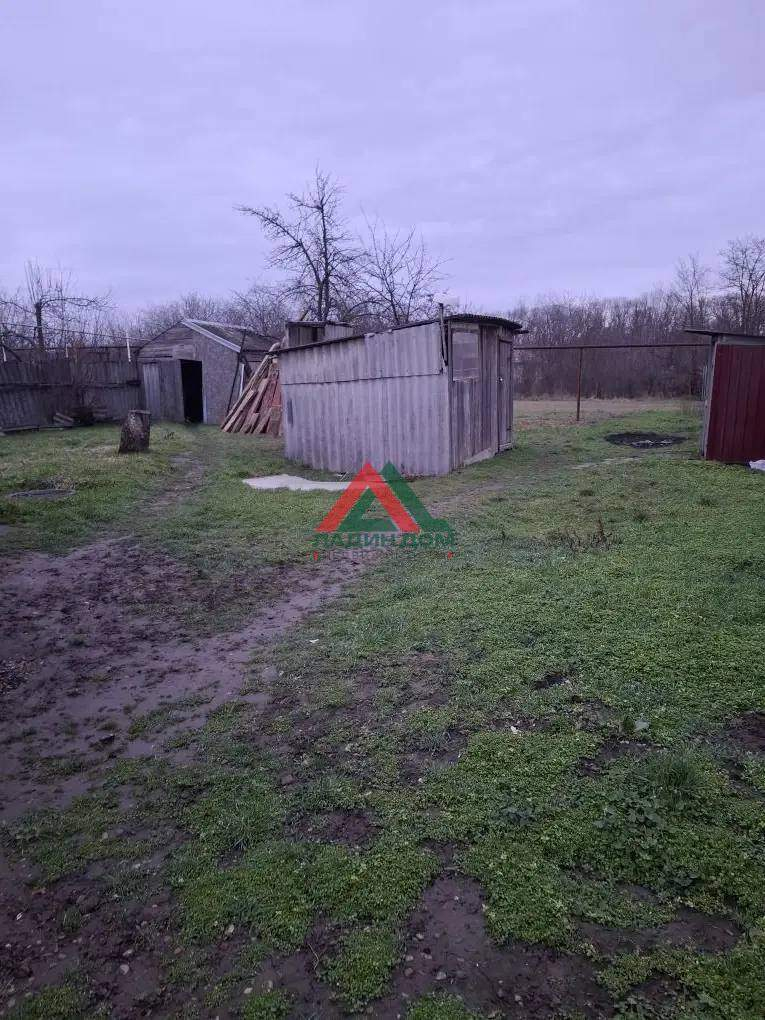 Продам земельный участок 1090 м.кв.