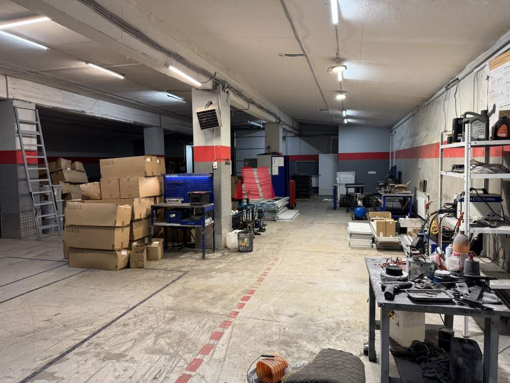 Сдам в аренду помещение свободного назначения 335 м.кв.