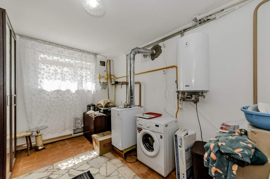 Продам помещение свободного назначения 296.6 м.кв.