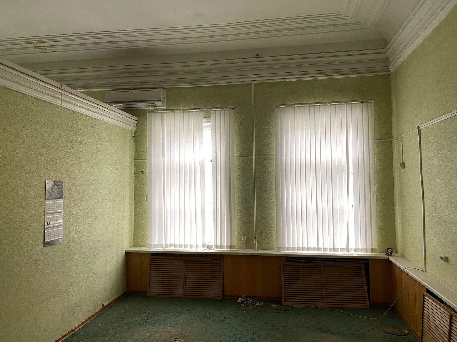 Продам торговое помещение 713.7 м.кв.