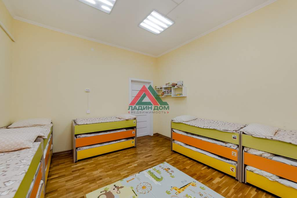 Продам помещение свободного назначения 296.6 м.кв.