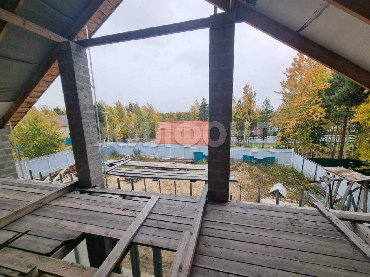 Дом на продажу в Сингапае, Кедровая улица фото №3