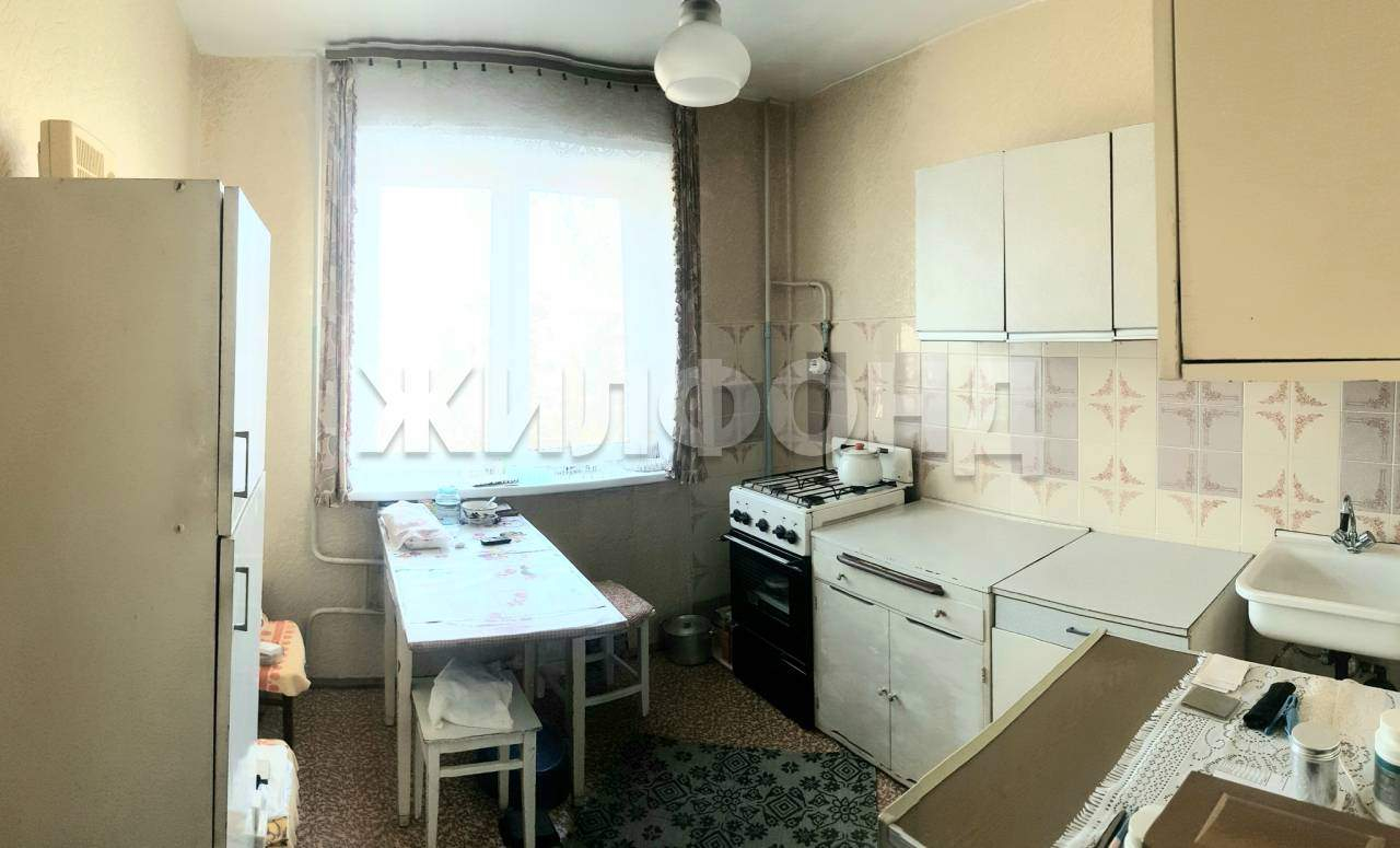 Квартира на продажу в Орёле, Рощинская улица, 11а фото №1