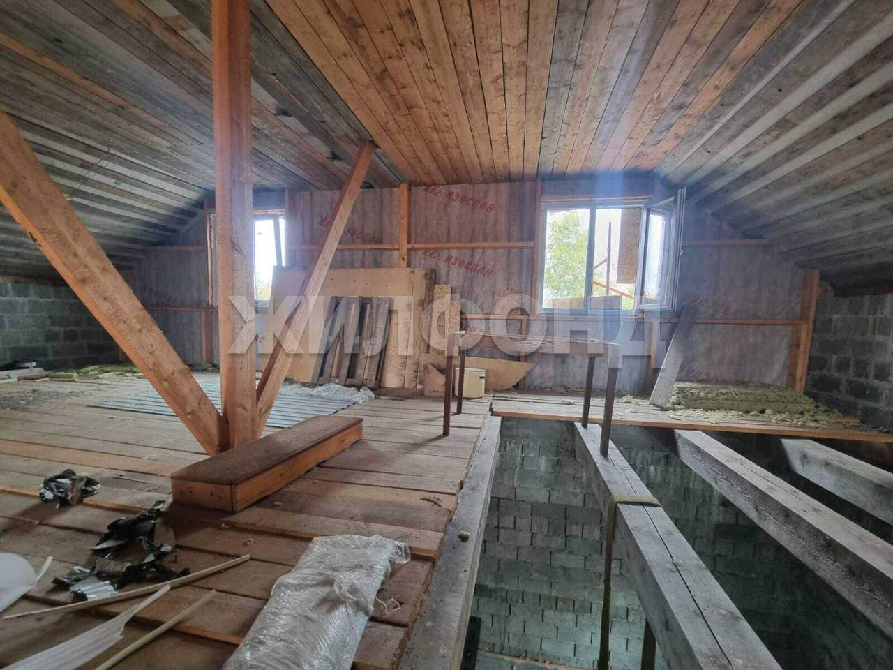 Дом на продажу в Сингапае, Кедровая улица фото №8