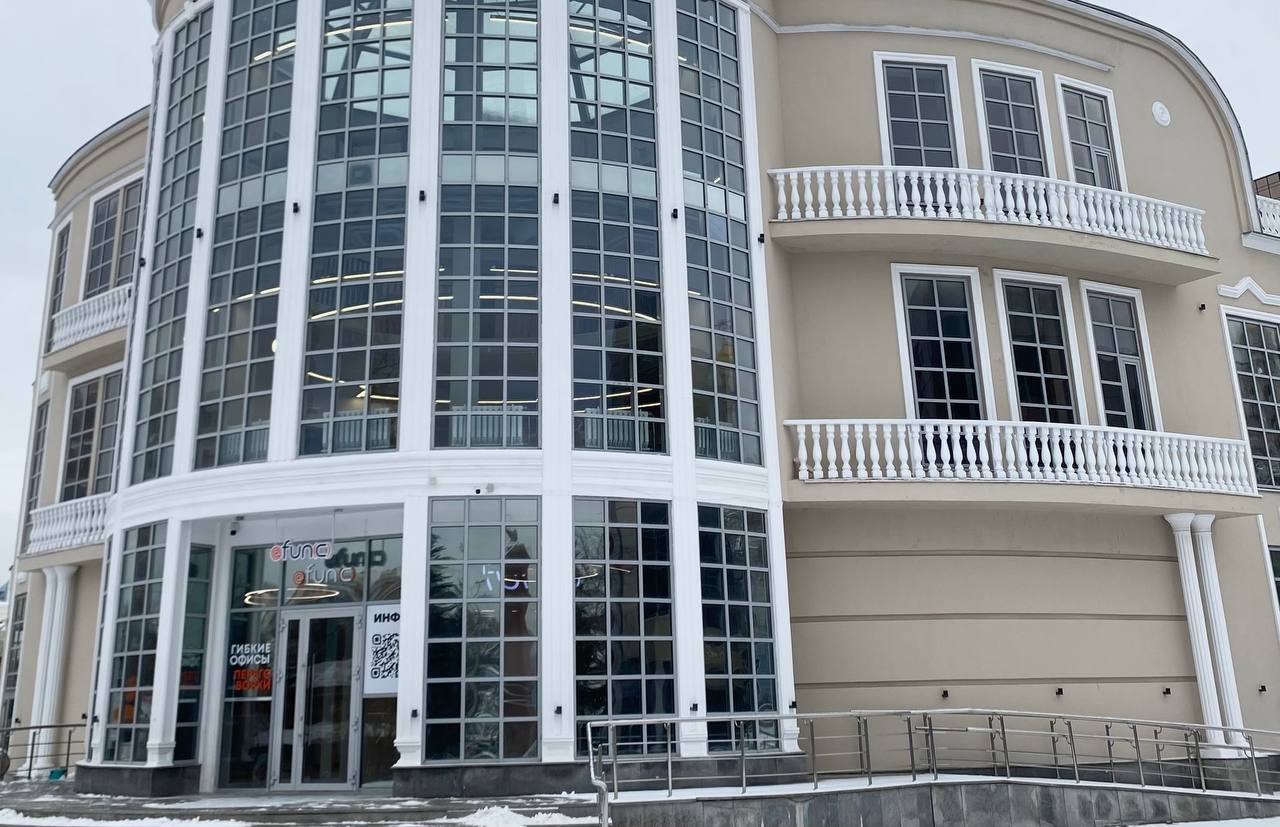 Сдам в аренду офис 600 м.кв.