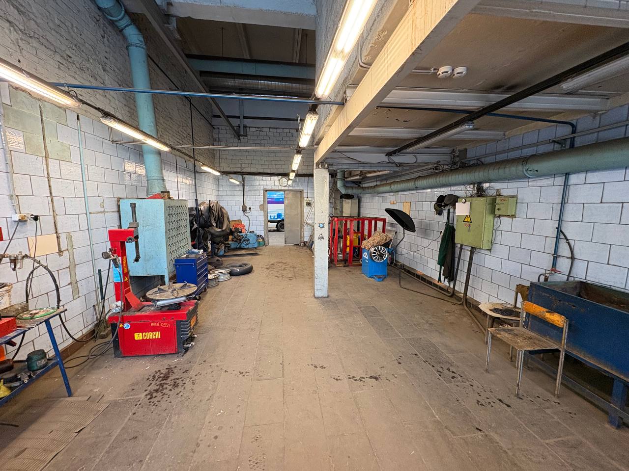 Сдам в аренду помещение свободного назначения 422.4 м.кв.