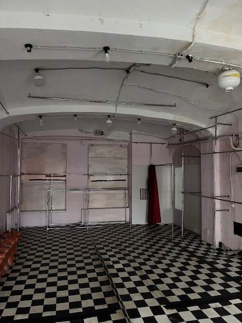 Сдам в аренду офис 317.3 м.кв.