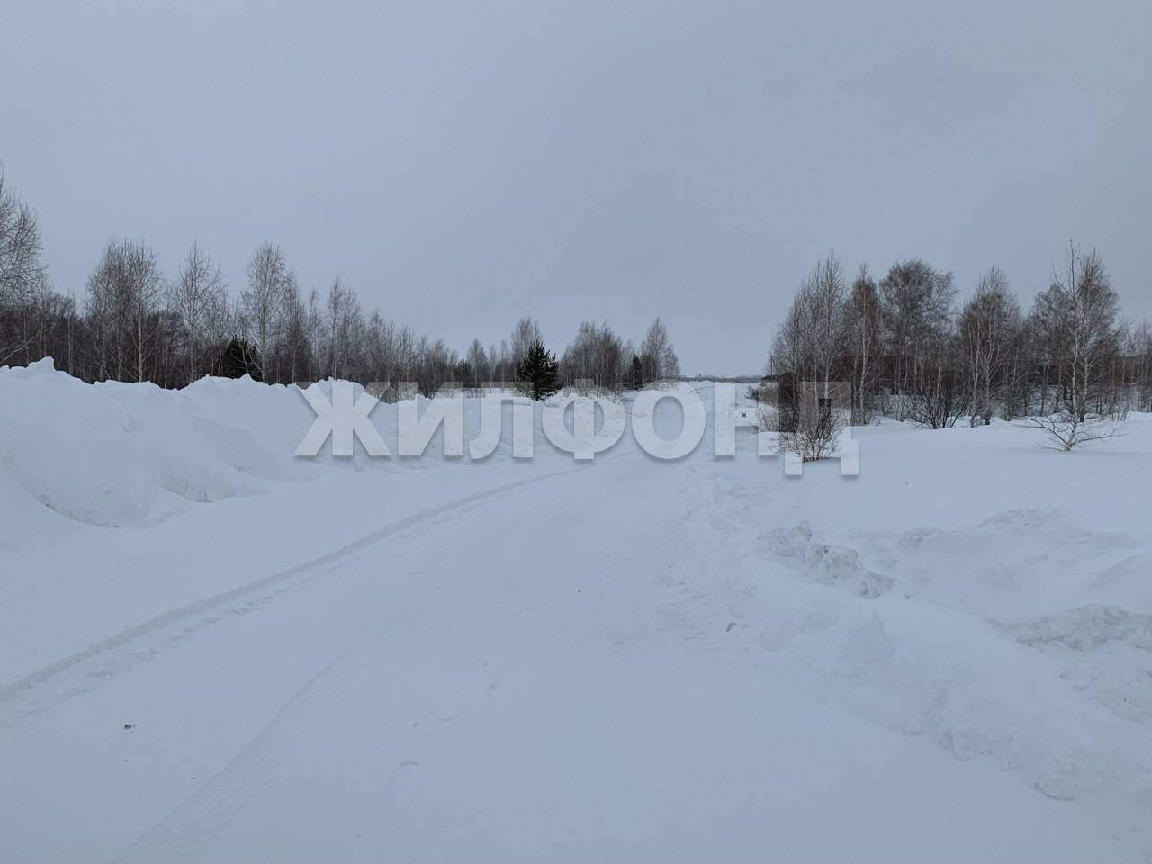 Продам земельный участок 803 м.кв.