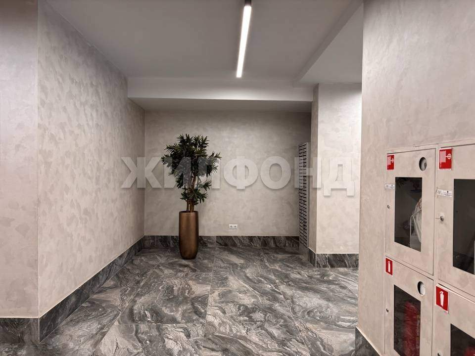 Продам офис 83 м.кв.