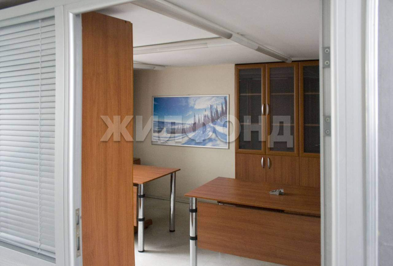 Продам офис 467 м.кв.