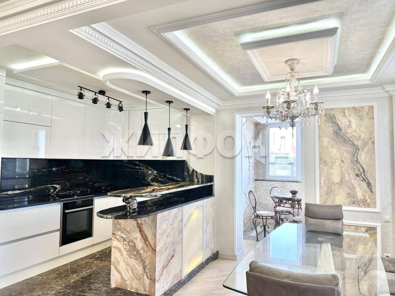 Квартира на продажу в Нефтеюганске, 15-й микрорайон, 8а фото №0