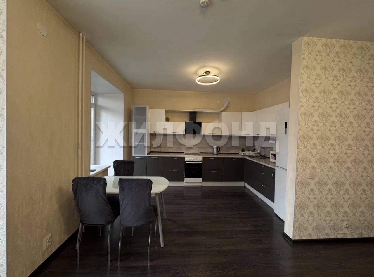 Квартира на продажу в Красноярске, Линейная улица, 122 фото №3